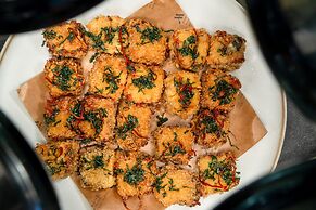 Nha Trang Marriott Resort & Spa, Hon Tre Island