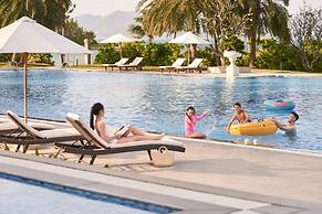Nha Trang Marriott Resort & Spa, Hon Tre Island