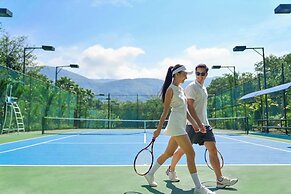 Nha Trang Marriott Resort & Spa, Hon Tre Island