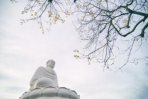 Nha Trang Marriott Resort & Spa, Hon Tre Island