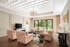 Nha Trang Marriott Resort & Spa, Hon Tre Island