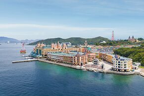 Nha Trang Marriott Resort & Spa, Hon Tre Island