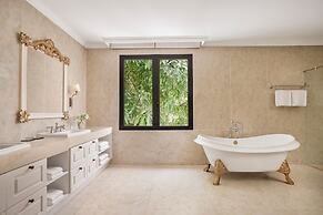 Nha Trang Marriott Resort & Spa, Hon Tre Island