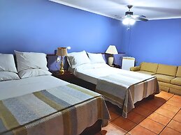 Hotel Puerta del Sol - San Jose Airport
