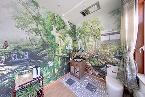 GuBei Water Town Revolution Hotel