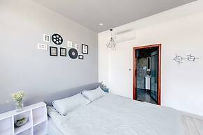 GuBei Water Town Revolution Hotel