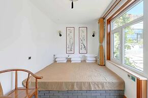 GuBei Water Town Revolution Hotel