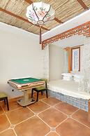 GuBei Water Town Revolution Hotel