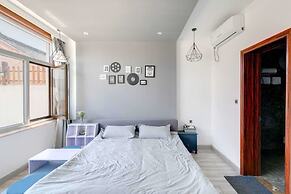 GuBei Water Town Revolution Hotel