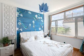 GuBei Water Town Revolution Hotel