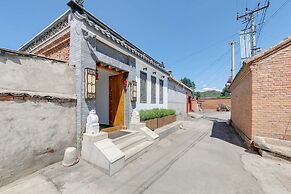 GuBei Water Town Revolution Hotel