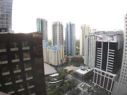 McKinley Park Residences