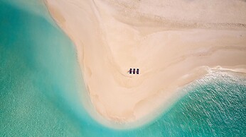 The Standard, Huruvalhi Maldives