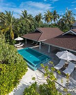 The Standard, Huruvalhi Maldives