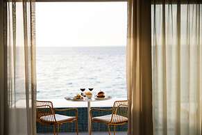 The Standard, Huruvalhi Maldives