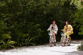 The Standard, Huruvalhi Maldives