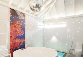 The Standard, Huruvalhi Maldives