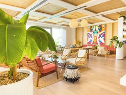 The Standard, Huruvalhi Maldives