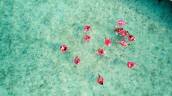 The Standard, Huruvalhi Maldives