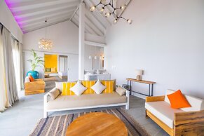 The Standard, Huruvalhi Maldives