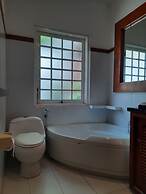 Yogyakarta Tropicana Villa