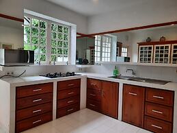 Yogyakarta Tropicana Villa