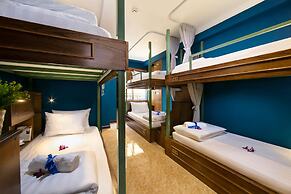 Little Charm Hanoi Hostel