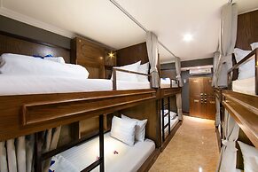 Little Charm Hanoi Hostel