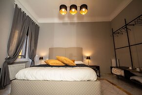 Compasso Suites