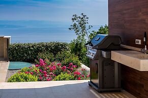 Villa AltaVista, Opatija - Seaview & Relax with Heated Pool and Privat