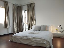 Plaza Manjalara with 2 bedrooms