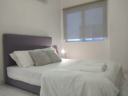 Plaza Manjalara with 2 bedrooms