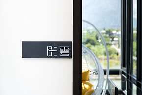 Follow the Cloud B&B