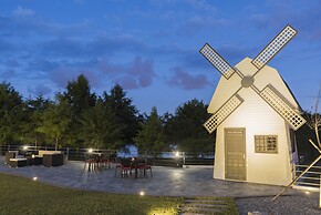 Follow the Cloud B&B