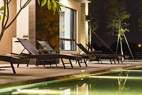 Follow the Cloud B&B