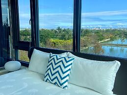 Follow the Cloud B&B