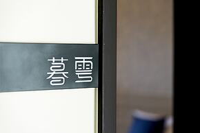 Follow the Cloud B&B