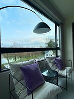 Follow the Cloud B&B