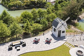 Follow the Cloud B&B