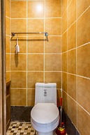 Welcome Home Courtyard - Back Lakes View