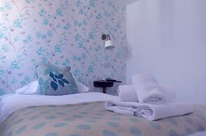 Mullions 51 B&B