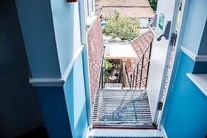 Mullions 51 B&B