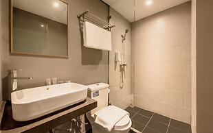 Yellow Bee Tanah Abang