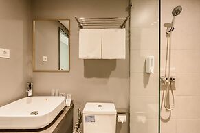 Yellow Bee Tanah Abang