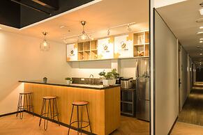 Yellow Bee Tanah Abang