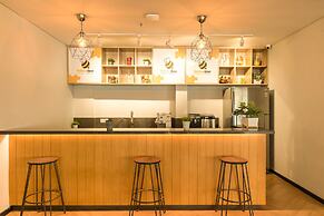 Yellow Bee Tanah Abang