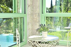 Villa Ermis- Mounty Island Villas