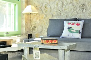 Villa Ermis- Mounty Island Villas