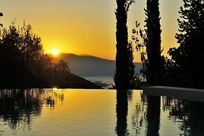 Villa Ermis- Mounty Island Villas