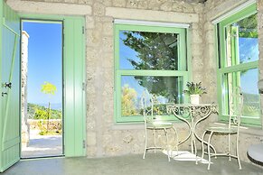 Villa Ermis- Mounty Island Villas